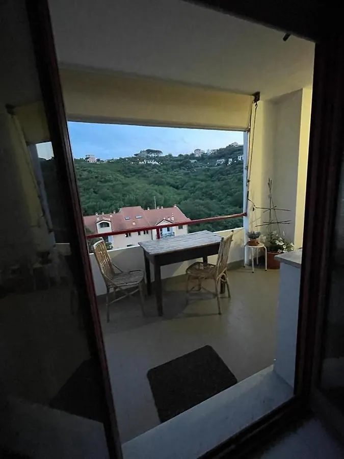 Luminoso Appartamento Al Mare Celle Ligure 0*,  Italy