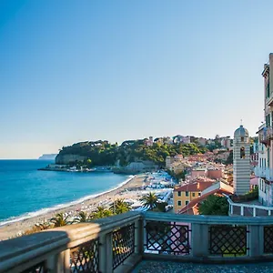 2* Hotel Tirreno