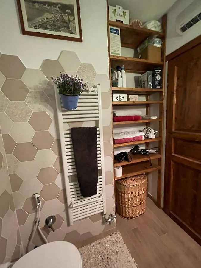 Apartment Luminoso Appartamento Al Mare Celle Ligure Italy